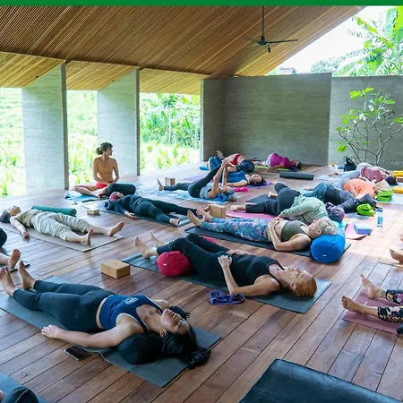 Ubuntu Bali Eco Yoga Retreat - Canggu